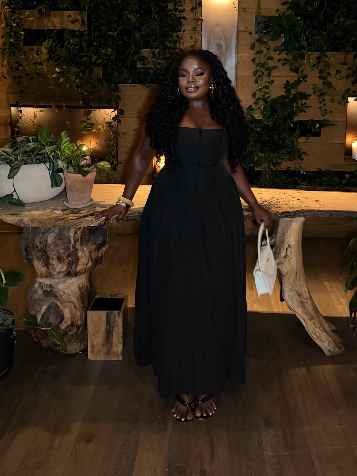 SUENADI-BLACK DRESS